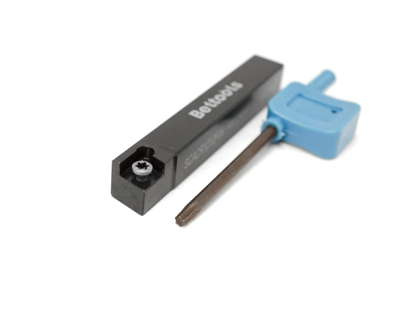 Резец проходной с ромбической пластиной 12х12х80 SCACR 1212 F09 «Русский Инструмент» (РИ) Резец проходной с ромбической пластиной 12х12х80 SCACR 1212 F09 «Русский Инструмент» (РИ)