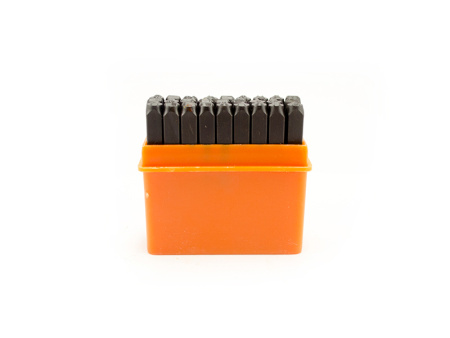 Клеймо буквенное 5 сталь 27 шт (латинский шрифт) Клеймо буквенное 5 сталь 27 шт (латинский шрифт)