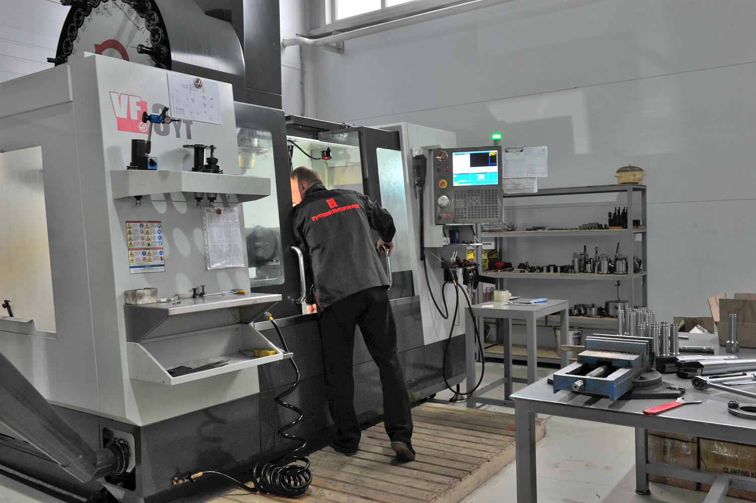 Интервью с генеральным директором Петром Лебедевым