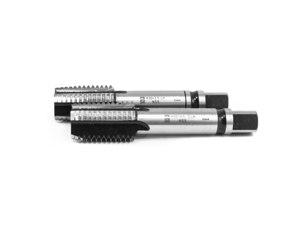 Метчик М30х3,5 машинно-ручной (HSS) левый 2шт компл. исп2 ГОСТ 3266-81 Beltools Метчик М30х3,5 машинно-ручной (HSS) левый 2шт компл. исп2 ГОСТ 3266-81 Beltools