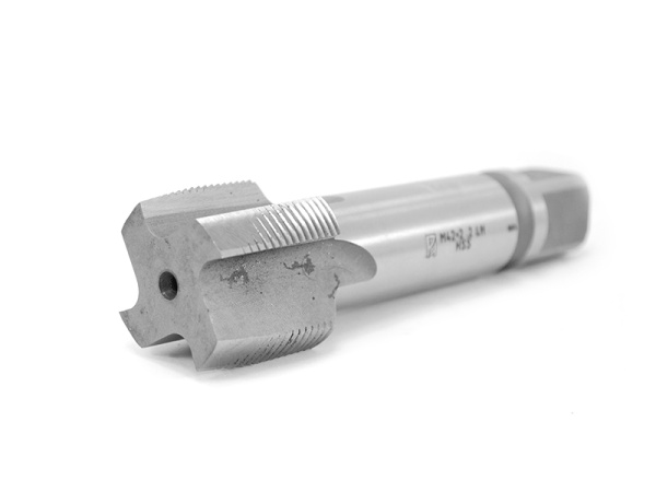 Метчик М42х2 машинно-ручной (HSS) левый сквозной исп2 Beltools Метчик М42х2 машинно-ручной (HSS) левый сквозной исп2 Beltools