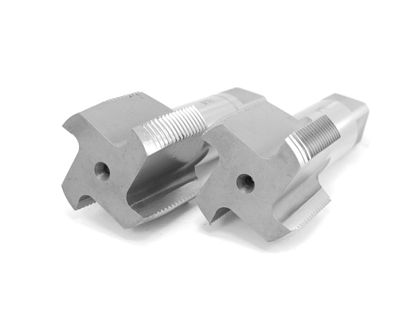 Метчик М90х4 машинно-ручной (HSS) 2шт компл. L=200мм исп1 Beltools Метчик М90х4 машинно-ручной (HSS) 2шт компл. L=200мм исп1 Beltools