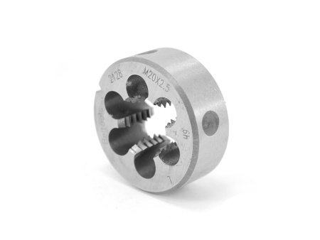 Плашка М20х2,5 6h левая D=45мм (2650-2134) Beltools Плашка М20х2,5 6h левая D=45мм (2650-2134) Beltools